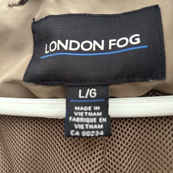 London Fog Woman’s  Beige Military Jacket style - size large- hood, pockets- - Picture 11 of 16